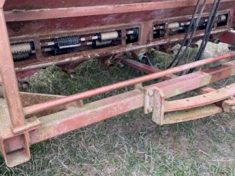 Napier Grasslands airseeder