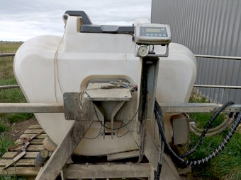 Tow and fert 1200