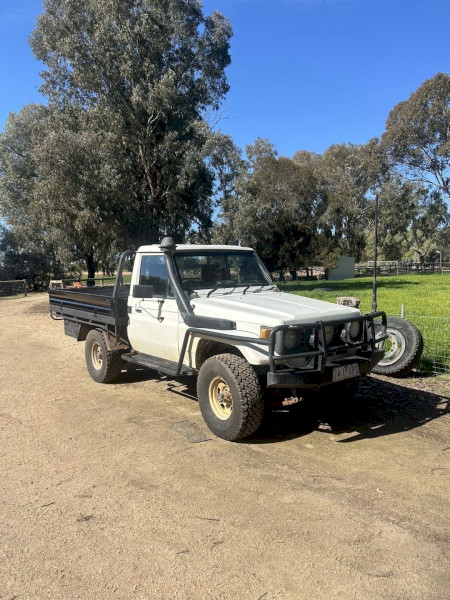 HZJ Land Cruiser 1993