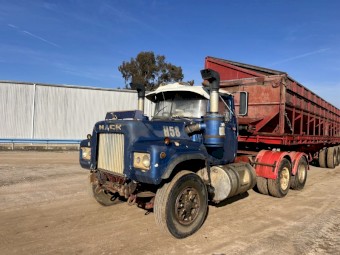Mack R model Prime Mover
