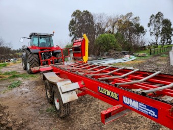 Hay Feeder Cart