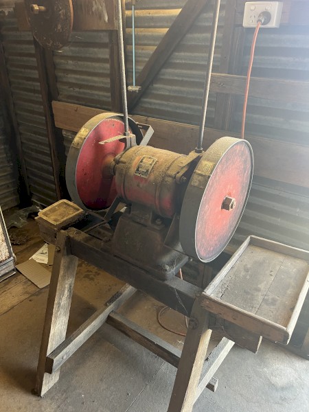 Lister grinder 