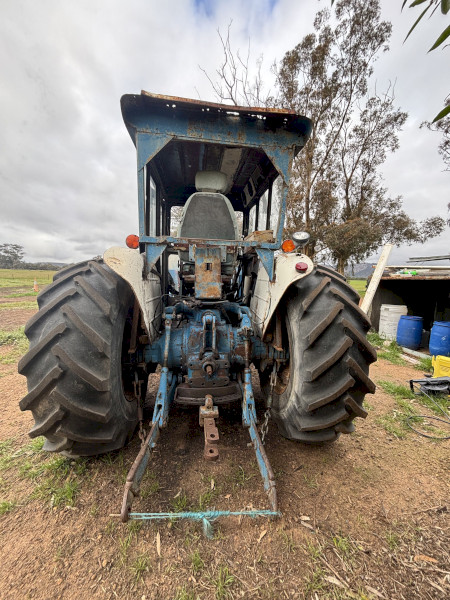 Ford 5000 Tractor Loader