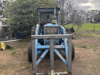 Ford 5000 Tractor Loader