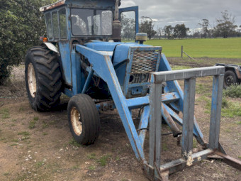 Ford 5000 Tractor Loader