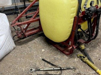 Hardi boom spray