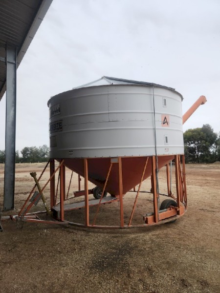 Ahrens 1511 39m³ PTO Auger Field Bin