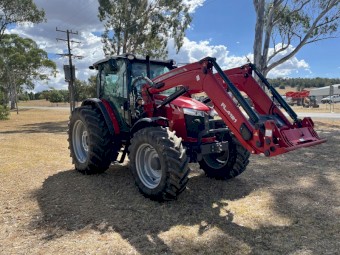 Massey Ferguson 6712 Tractor and Loader