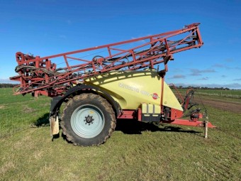 2010 Hardi Navigator 4000L 24m Boom Spray