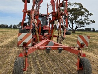 Kuhn GA7501 Hay rake 