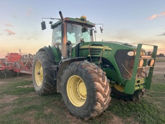 2004 John Deere 7920 Tractor With FEL