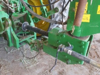 2016 John Deere 956 MoCo