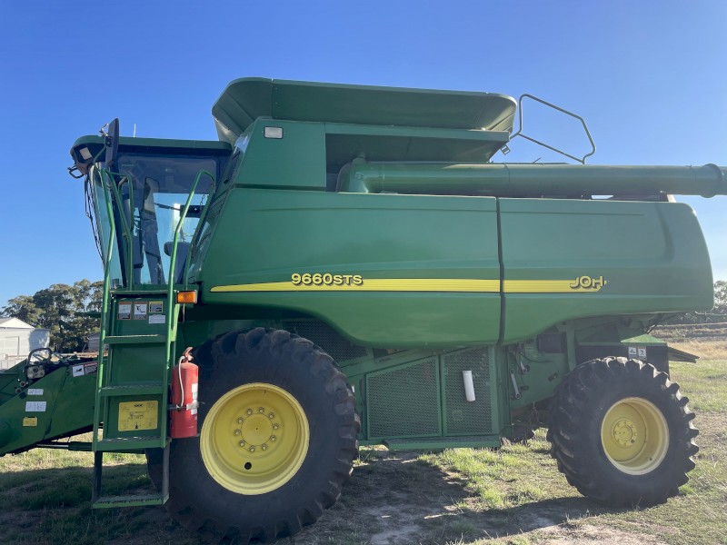 2006 John Deere 9660 STS Header with 30ft Front and Trailer