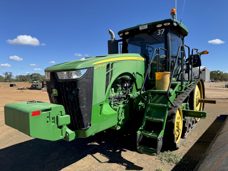 2017 John Deere 8370RT Tractor