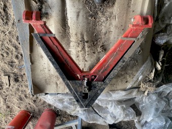 Quick hitch linkage