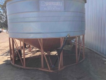 28t field bin 10 inch auger 