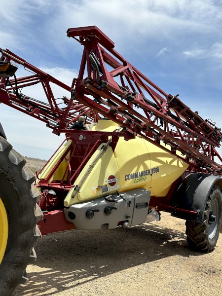 2020 Hardi Commander Boom Spray