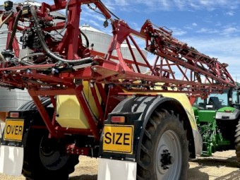2020 Hardi Commander Boom Spray