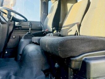 2004 Isuzu FVD950 3 way Tipper Truck