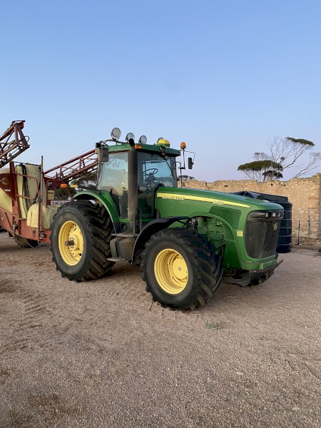 2005 John Deere 8420 Tractor 