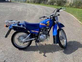 Yamaha Ag 200