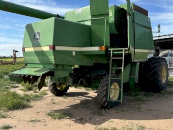John Deere 9600 Header