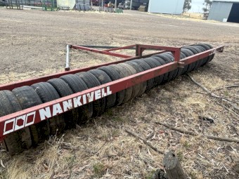 Nankivell Tyre Roller