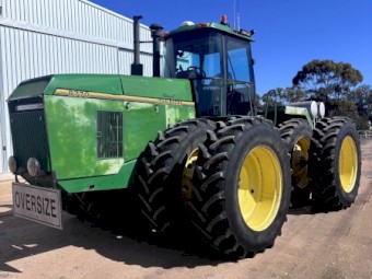 1995 John Deere 8770 Tractor