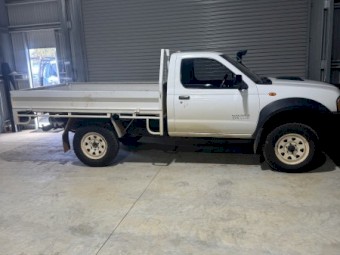 2009 Nissan Navara Single Cab Tray Ute