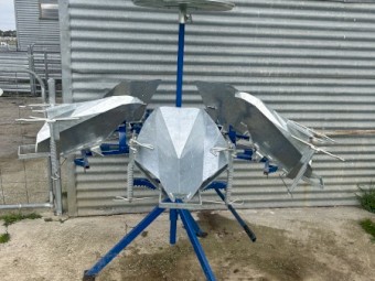 Lamb marking cradle