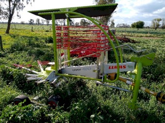 Claas 420 Liner Hay Rake