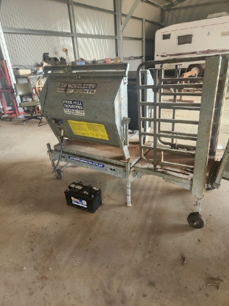 Peak Hill Sheep Immobiliser