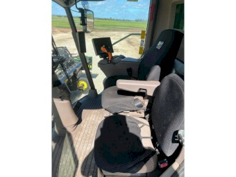 2022 John Deere S780 D65 Macdon