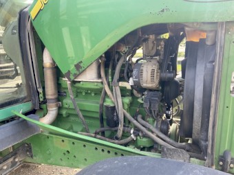 2004 John Deere 6520 Premium Tractor