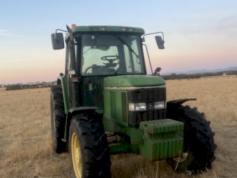 1994 John Deere 6400 Tractor