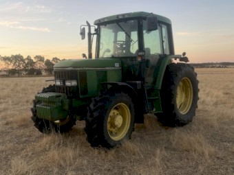 1994 John Deere 6400 Tractor