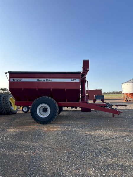 Grain King 18 tonne Chaser Bin