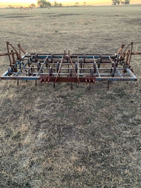 John Berends cultivator with crumble roller